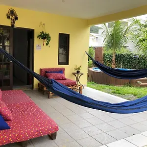 Hostal Casa Vibra Luz Familiar, Florianópolis